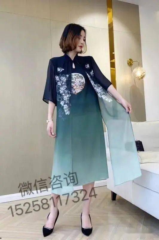 宁波旗袍店最新爆料,揭秘传统服饰的时尚复兴之路 第3张 宁波旗袍店最新爆料,揭秘传统服饰的时尚复兴之路 第3张