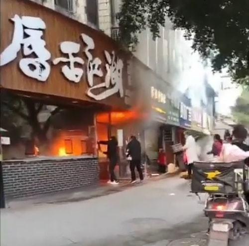 天津饭店爆料视频最新,揭露行业潜规则与食品安全问题  第2张 天津饭店爆料视频最新,揭露行业潜规则与食品安全问题  第2张