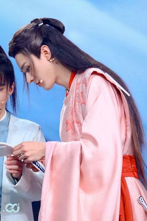 龚俊独家爆料视频大全集,揭秘明星幕后故事与心路历程 第3张 龚俊独家爆料视频大全集,揭秘明星幕后故事与心路历程 第3张