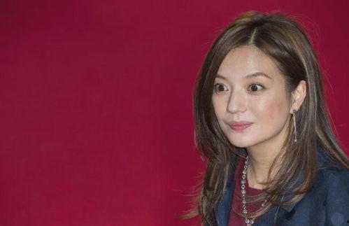 娱乐吃瓜中年女艺人,揭秘娱乐圈幕后故事  第2张
