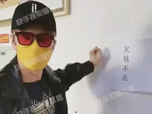 娱乐吃瓜小花和狗仔,小花与狗仔的甜蜜“追逐”记  第2张 娱乐吃瓜小花和狗仔,小花与狗仔的甜蜜“追逐”记  第2张