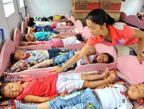 网友爆料幼师午睡视频,揭秘幼儿园午休真相  第2张 网友爆料幼师午睡视频,揭秘幼儿园午休真相  第2张