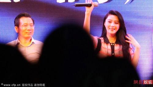 周老板最新爆料新闻,最新爆料新闻背后的惊人真相